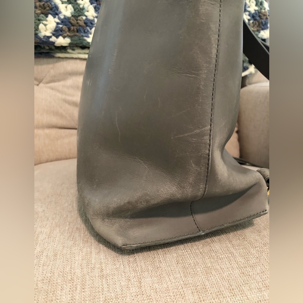 Sarah White SW0914 Backpack - Dove Grey - Picture 11 of 15